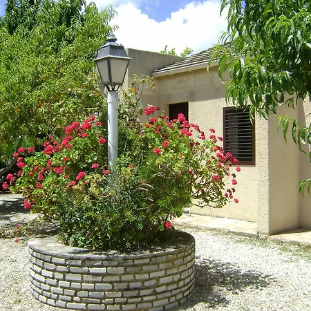 Stella Marina Hotel 3*